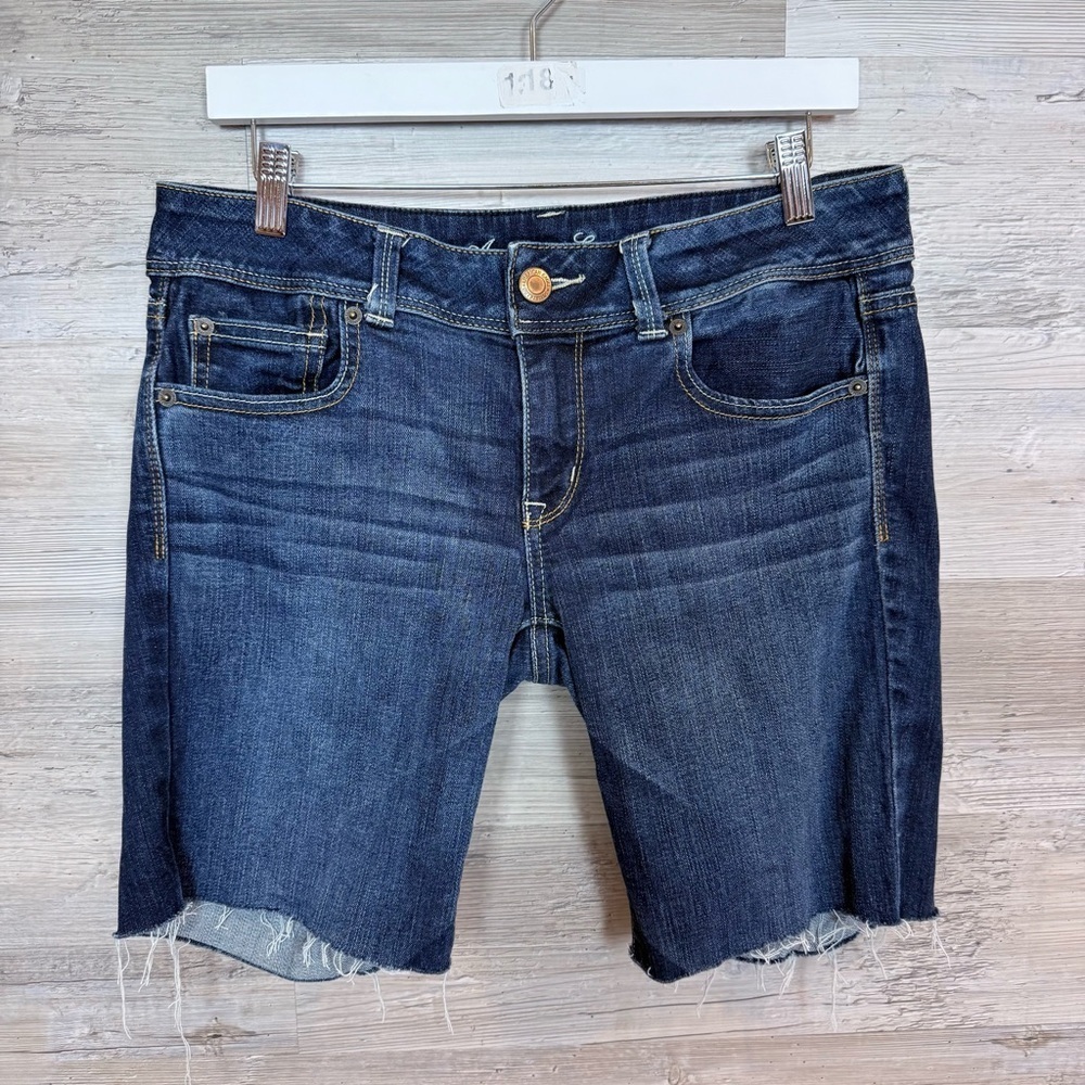 American Eagle Stretch Denim Bermuda Shorts - Raw Hem - Size 12 Short